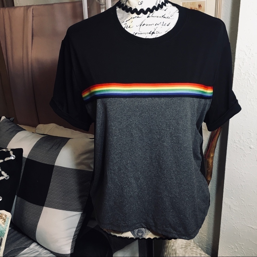 Hot Kiss rainbow 🌈 striped rolled sleeve top - Picture 3 of 7